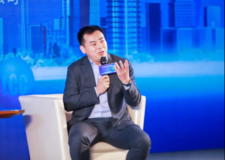 宇通客車(chē)國(guó)內(nèi)營(yíng)銷(xiāo)副總監(jiān)劉權(quán)立.jpg 宇通客車(chē)國(guó)內(nèi)營(yíng)銷(xiāo)副總監(jiān)劉權(quán)立.jpg